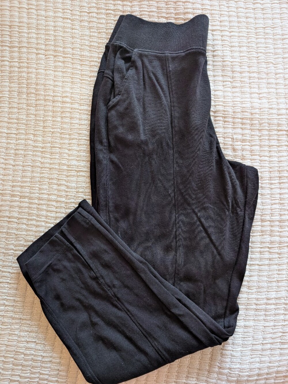 Pact Airport Pintuck Tapered Pant
